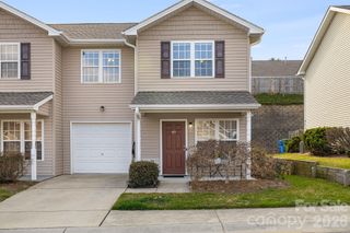 49 Farington Circle, Fletcher, NC 28732