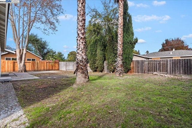 1154 Tilson Dr, Concord, CA 94520