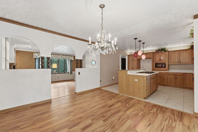 3001 2nd Street, Moline, IL 61265