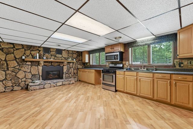 3001 2nd Street, Moline, IL 61265