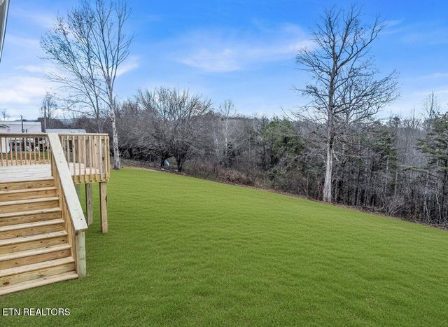 564 Quail Run Lane, Lafollette, TN 37766