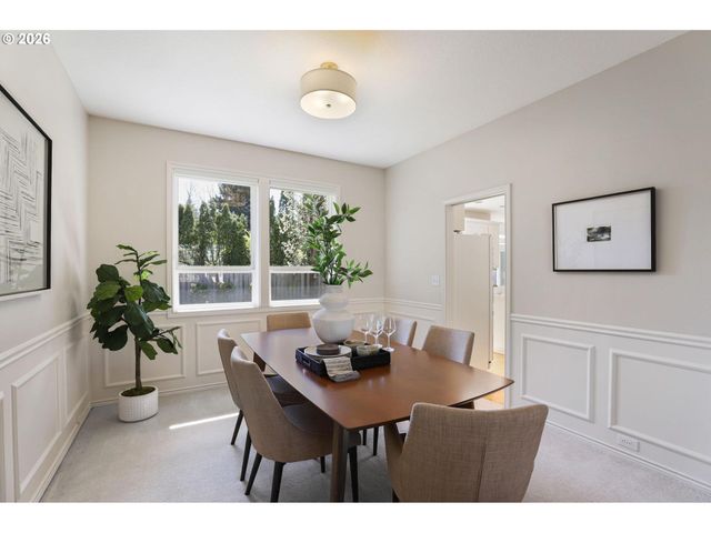 17650 Nw GILBERT Ln, Portland, OR 97229