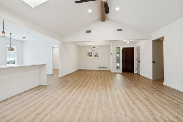 3025 Pecan Circle, Bedford, TX 76021