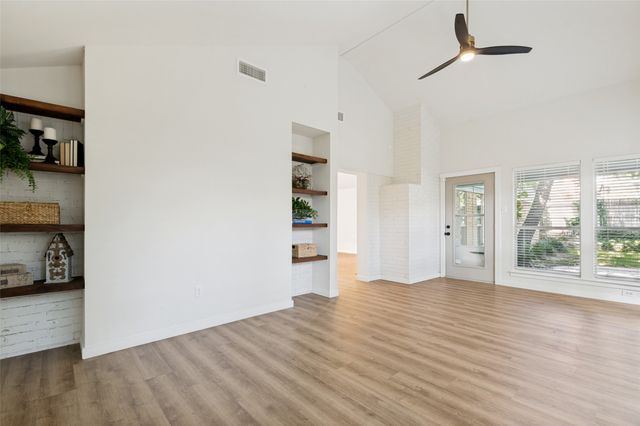 3025 Pecan Circle, Bedford, TX 76021