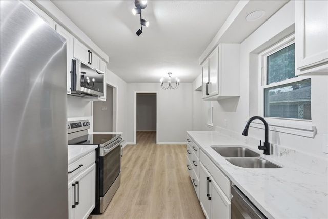 5719 Enchanted Lane, Dallas, TX 75227