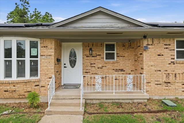 5719 Enchanted Lane, Dallas, TX 75227