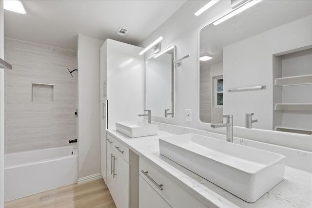 5719 Enchanted Lane, Dallas, TX 75227