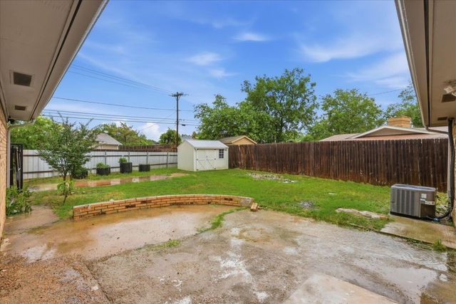5719 Enchanted Lane, Dallas, TX 75227