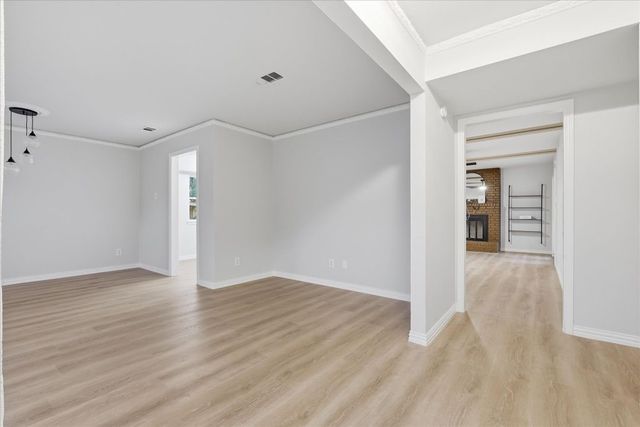 5719 Enchanted Lane, Dallas, TX 75227