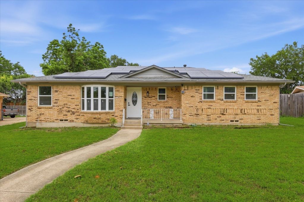 5719 Enchanted Lane, Dallas, TX 75227