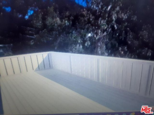 1552 Crater Lane, Los Angeles, CA 90077