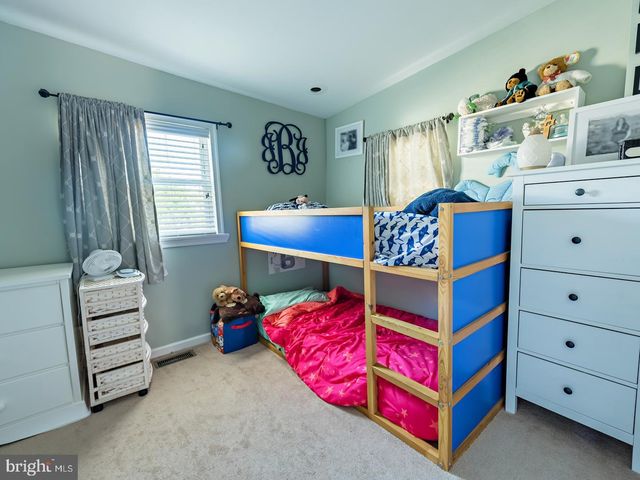 1025 E COLUMBIA AVE, Philadelphia, PA 19125