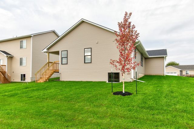 3391 Brook Landing Court, Des Moines, IA 50317