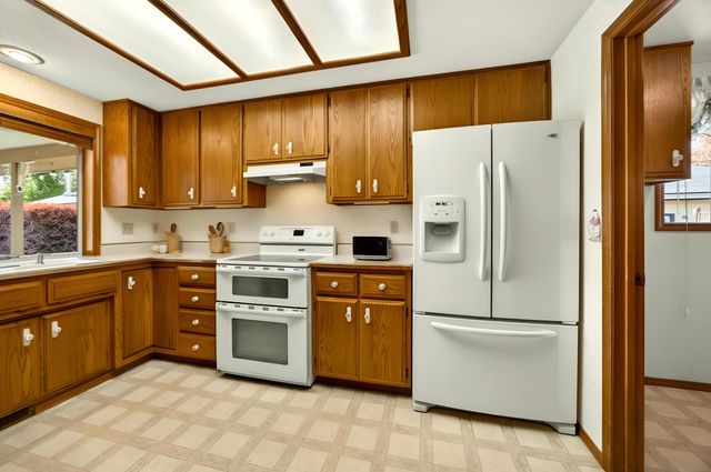 489 Vincent Avenue, Central Point, OR 97502