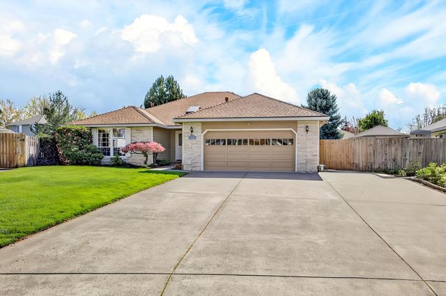 489 Vincent Avenue, Central Point, OR 97502