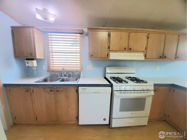 221 W 57th St 6B, Loveland, CO 80538