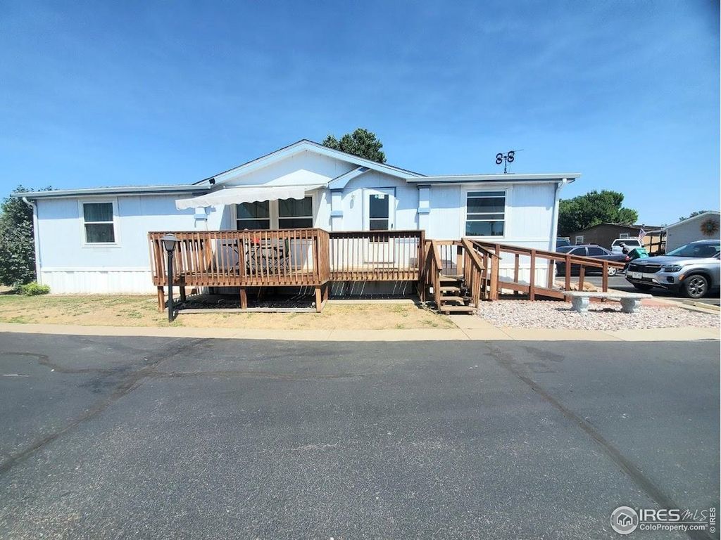 221 W 57th St 6B, Loveland, CO 80538