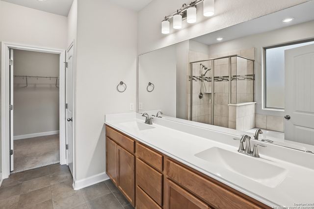 377 Kilmarnock, Boerne, TX 78015