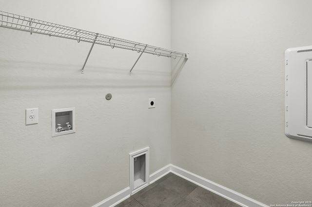 377 Kilmarnock, Boerne, TX 78015