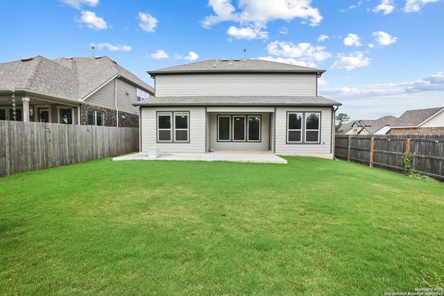377 Kilmarnock, Boerne, TX 78015