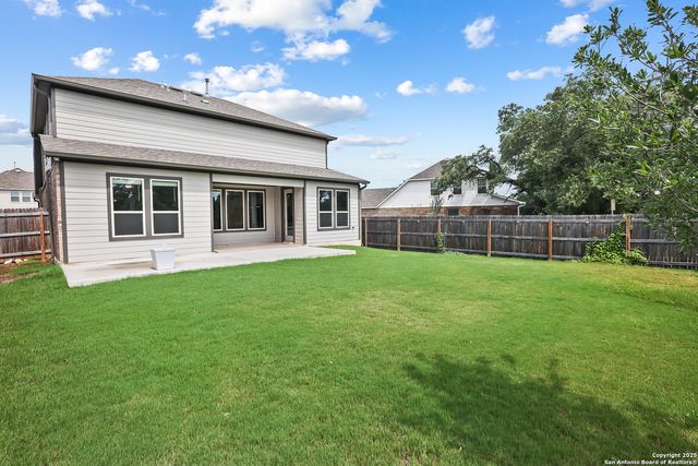 377 Kilmarnock, Boerne, TX 78015