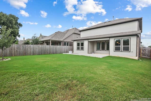 377 Kilmarnock, Boerne, TX 78015