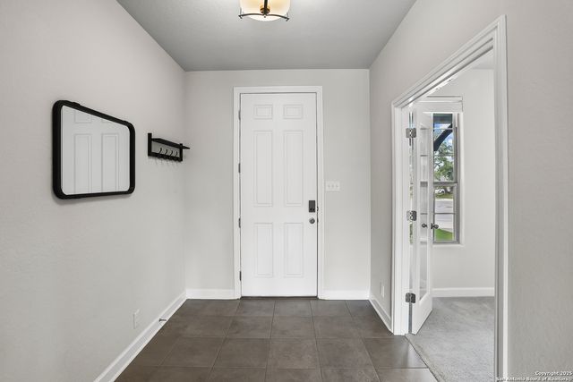 377 Kilmarnock, Boerne, TX 78015