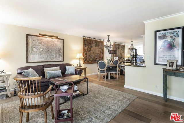 906 N Doheny Drive 510, West Hollywood, CA 90069