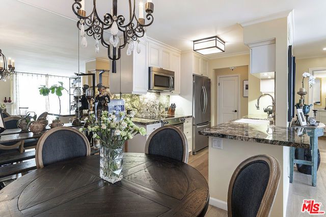 906 N Doheny Drive 510, West Hollywood, CA 90069