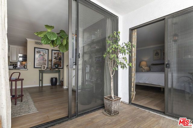 906 N Doheny Drive 510, West Hollywood, CA 90069