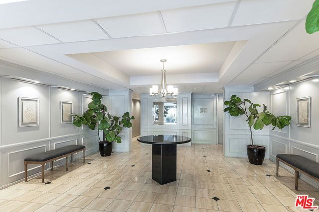 906 N Doheny Drive 510, West Hollywood, CA 90069