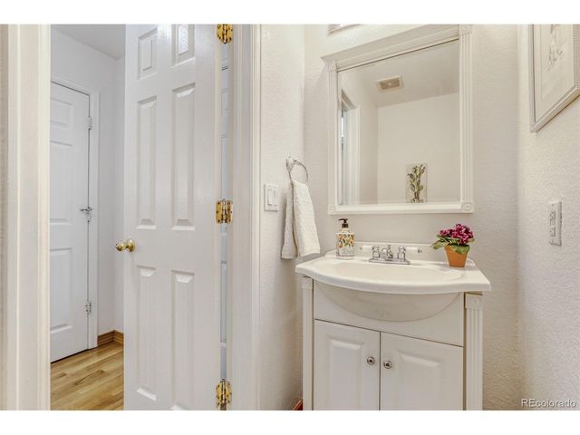 6250 Everett Ct B, Arvada, CO 80004