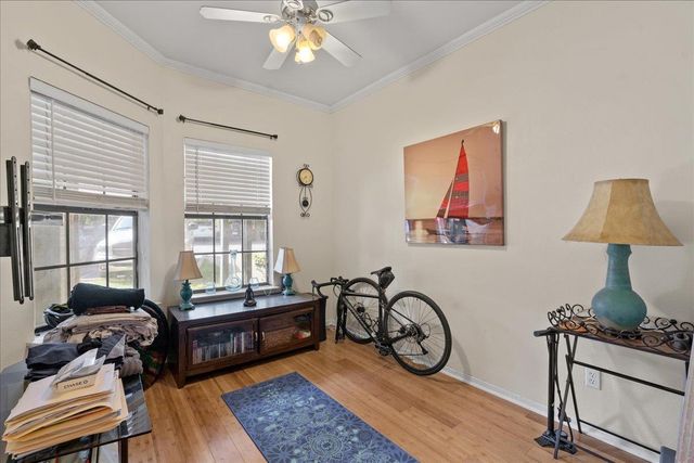 1741 Spyglass DR 2-102, Austin, TX 78746