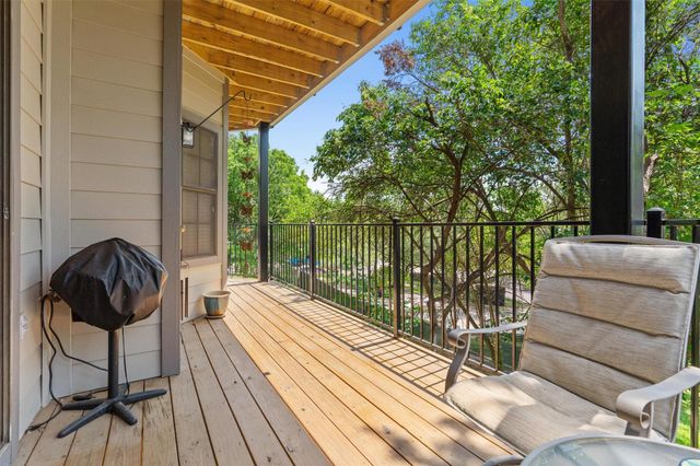 1741 Spyglass DR 2-102, Austin, TX 78746