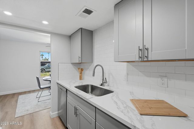 7126 N 19TH Avenue 158, Phoenix, AZ 85021