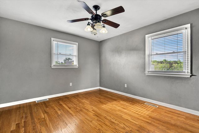 10640 Stewartsville RD, Vinton, VA 24179
