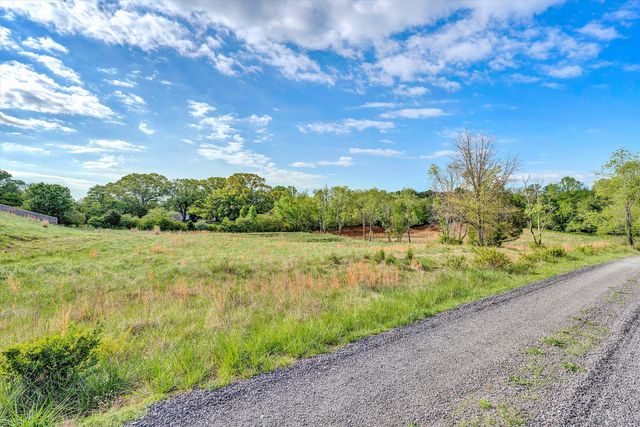 10640 Stewartsville RD, Vinton, VA 24179