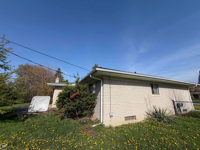 11378 Savage Drive, Sterling Heights, MI 48312