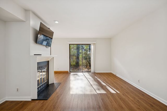 4558 S Trace Blvd, Old Hickory, TN 37138