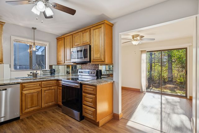 4558 S Trace Blvd, Old Hickory, TN 37138