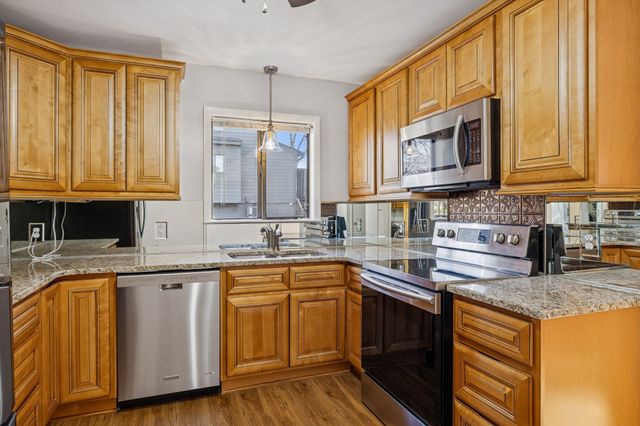 4558 S Trace Blvd, Old Hickory, TN 37138