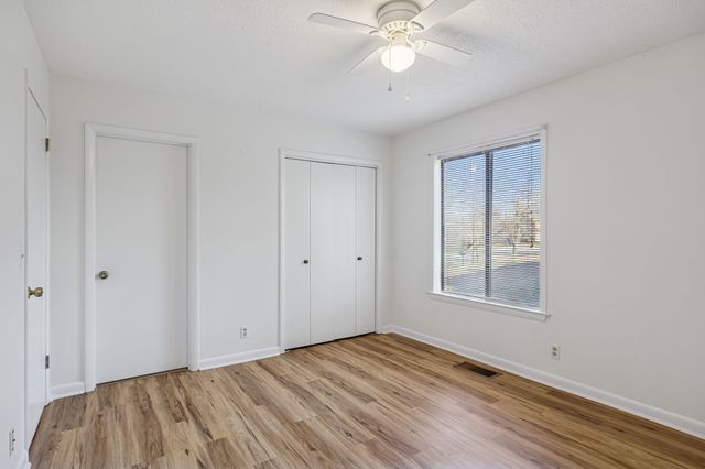 4558 S Trace Blvd, Old Hickory, TN 37138