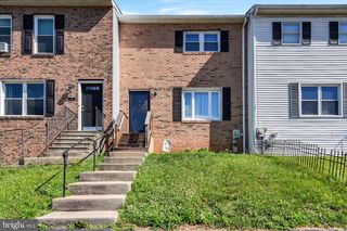 44 ROSE OF SHARON DR, Etters, PA 17319