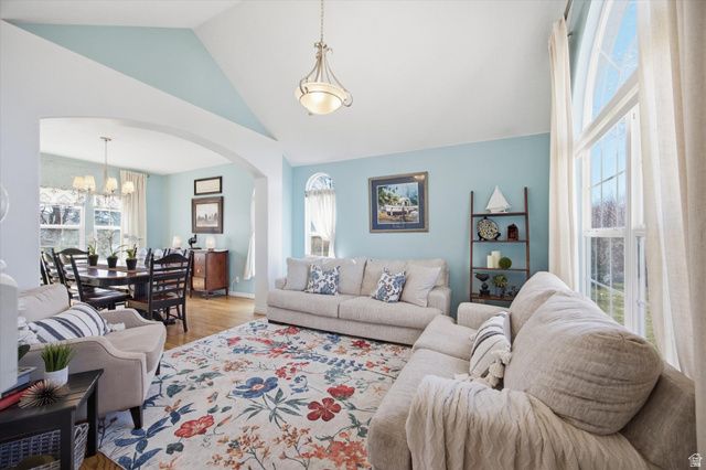 131 E BATTALION BAY, Saratoga Springs, UT 84043