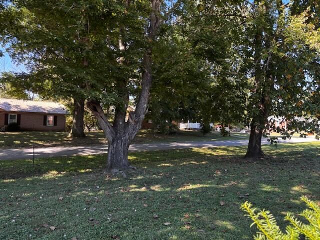 1018 Melody Lane, Lawrenceburg, KY 40342