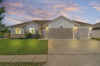 1175 South Canton Avenue, Springfield, MO 65802