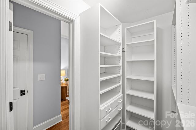 6029 Sharon Road, Charlotte, NC 28210