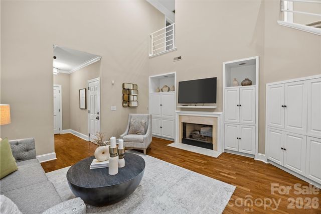 6029 Sharon Road, Charlotte, NC 28210