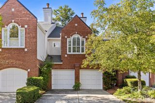 6029 Sharon Road, Charlotte, NC 28210