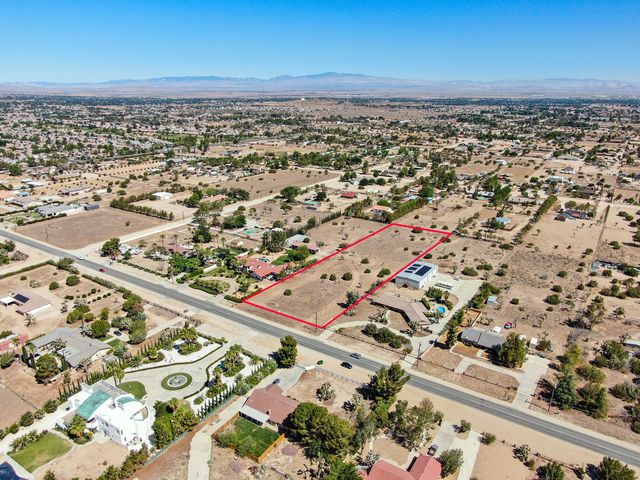 2600 W Ave O, Palmdale, CA 93551
